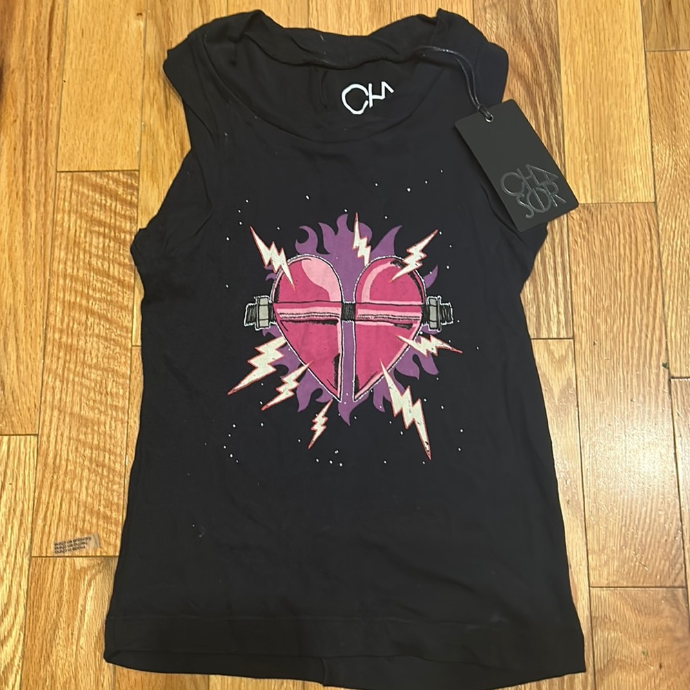 Adorable soft chaser tank size 6